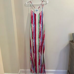 Size M Gorgeous flowy colorful lined maxi dress.